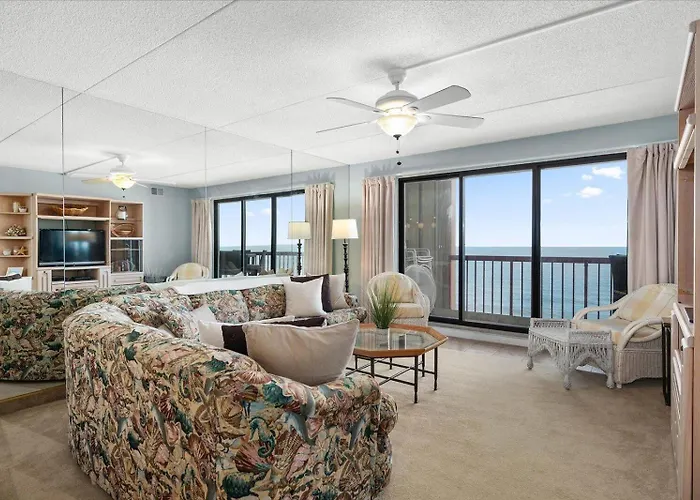 2 Bedroom Rainbow With Fabulous Direct Ocean Views And Outdoor Pool! Holiday home