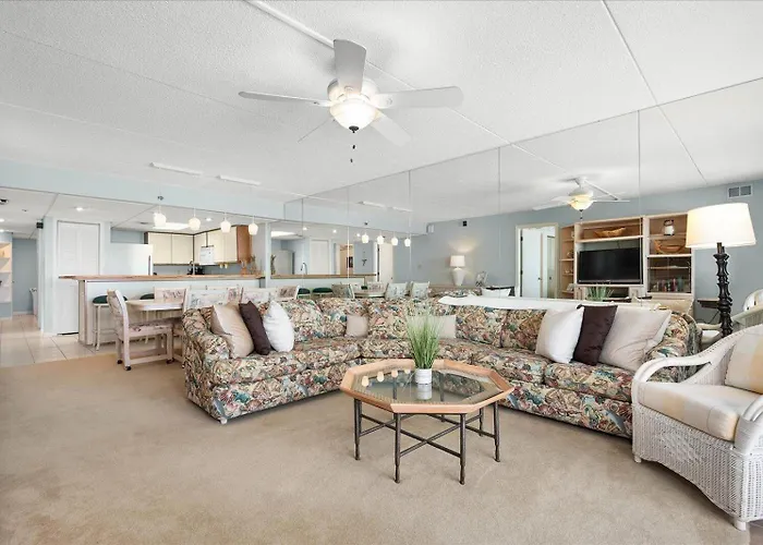 2 Bedroom Rainbow With Fabulous Direct Ocean Views And Outdoor Pool! Holiday home *
