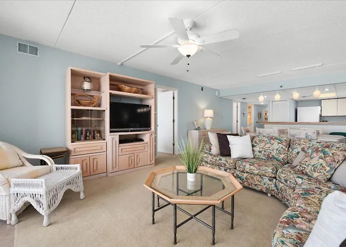 2 Bedroom Rainbow With Fabulous Direct Ocean Views And Outdoor Pool! Holiday home