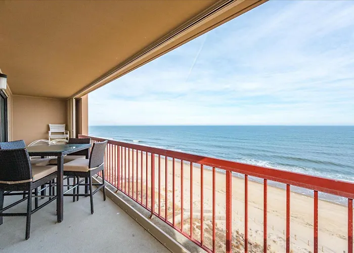 Holiday home 2 Bedroom Rainbow With Fabulous Direct Ocean Views And Outdoor Pool! *