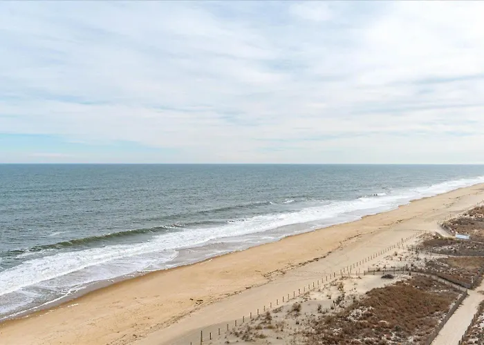 2 Bedroom Rainbow With Fabulous Direct Ocean Views And Outdoor Pool! Holiday home Ocean City