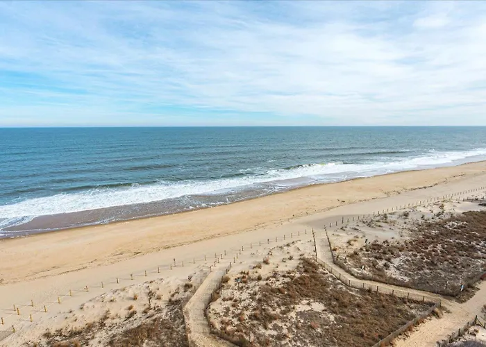 2 Bedroom Rainbow With Fabulous Direct Ocean Views And Outdoor Pool! Holiday home Ocean City
